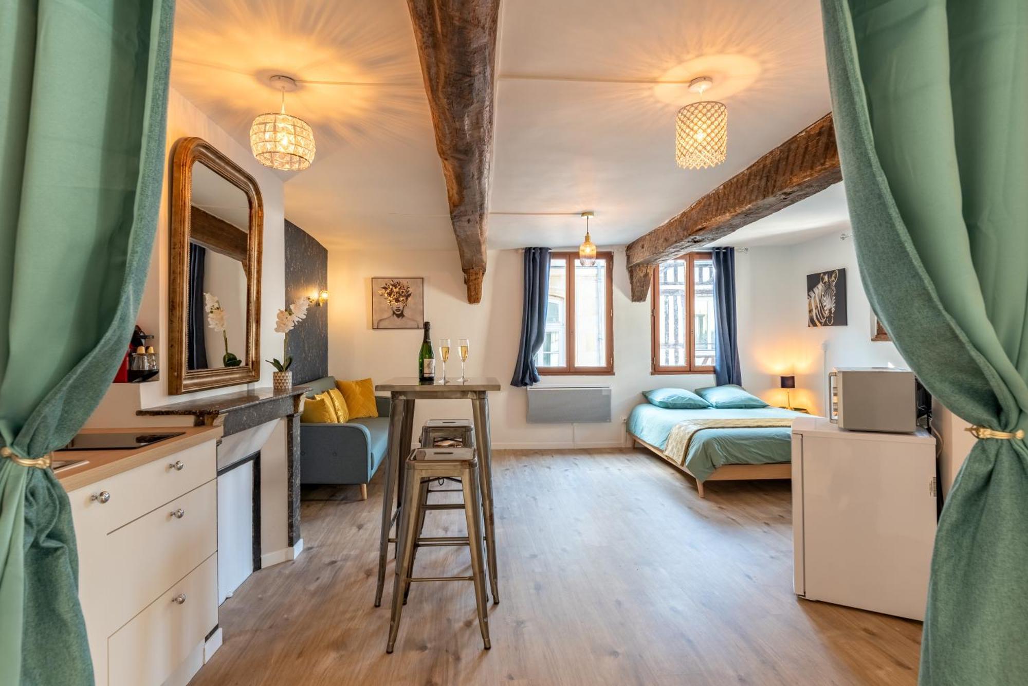 Appartamento Le Romantique Jacuzzi Centre